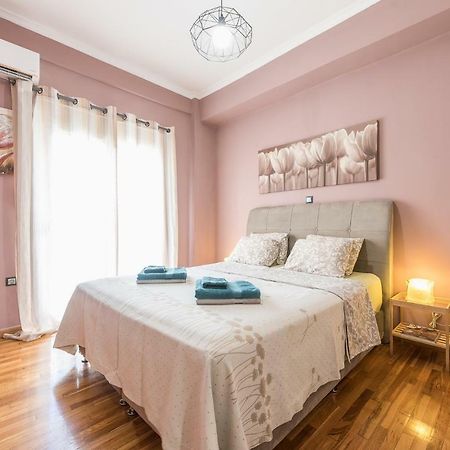 Pangsapuri 55 m² dengan 1 bilik tidur dan 1 bilik mandi peribadi di Neos Kosmos Athens Luaran gambar